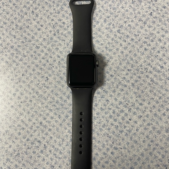 Apple Smartwatch in Black Series 1 38mmlike new with charger